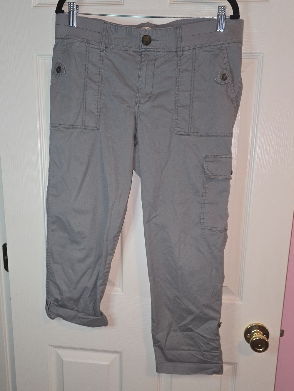 Women's Gray Cargo Capris - Casual Utility Style